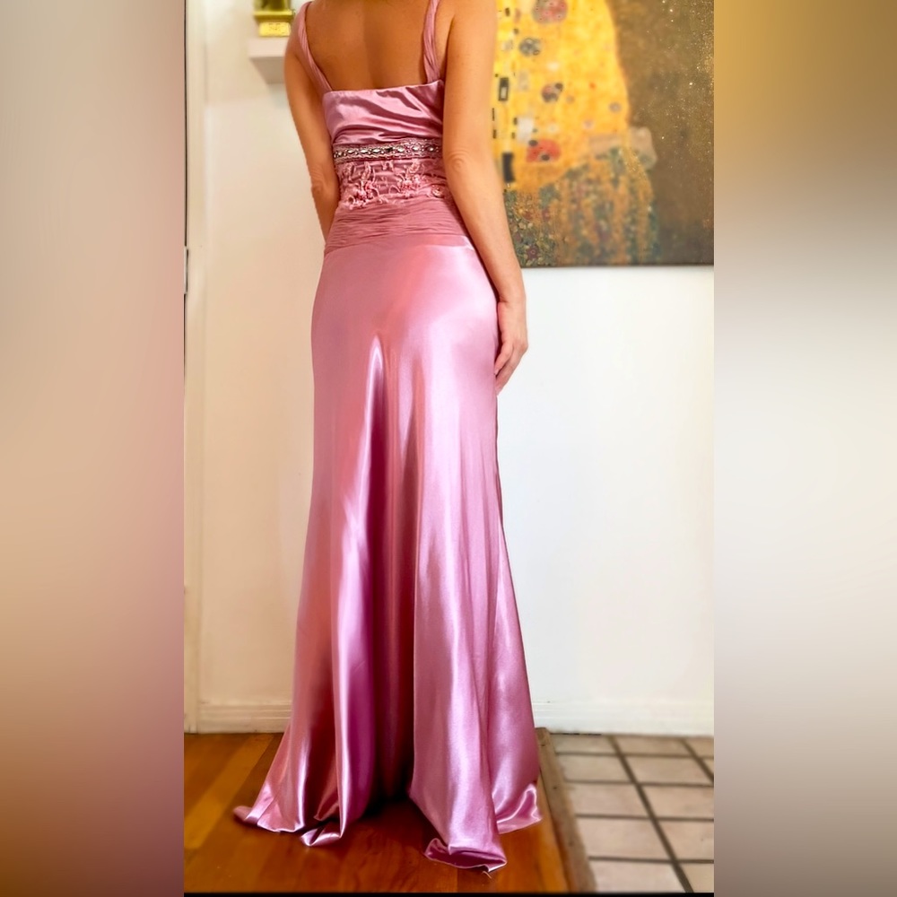 Long evening dress with some broderie 🌸❤️ - Picture 4 of 8